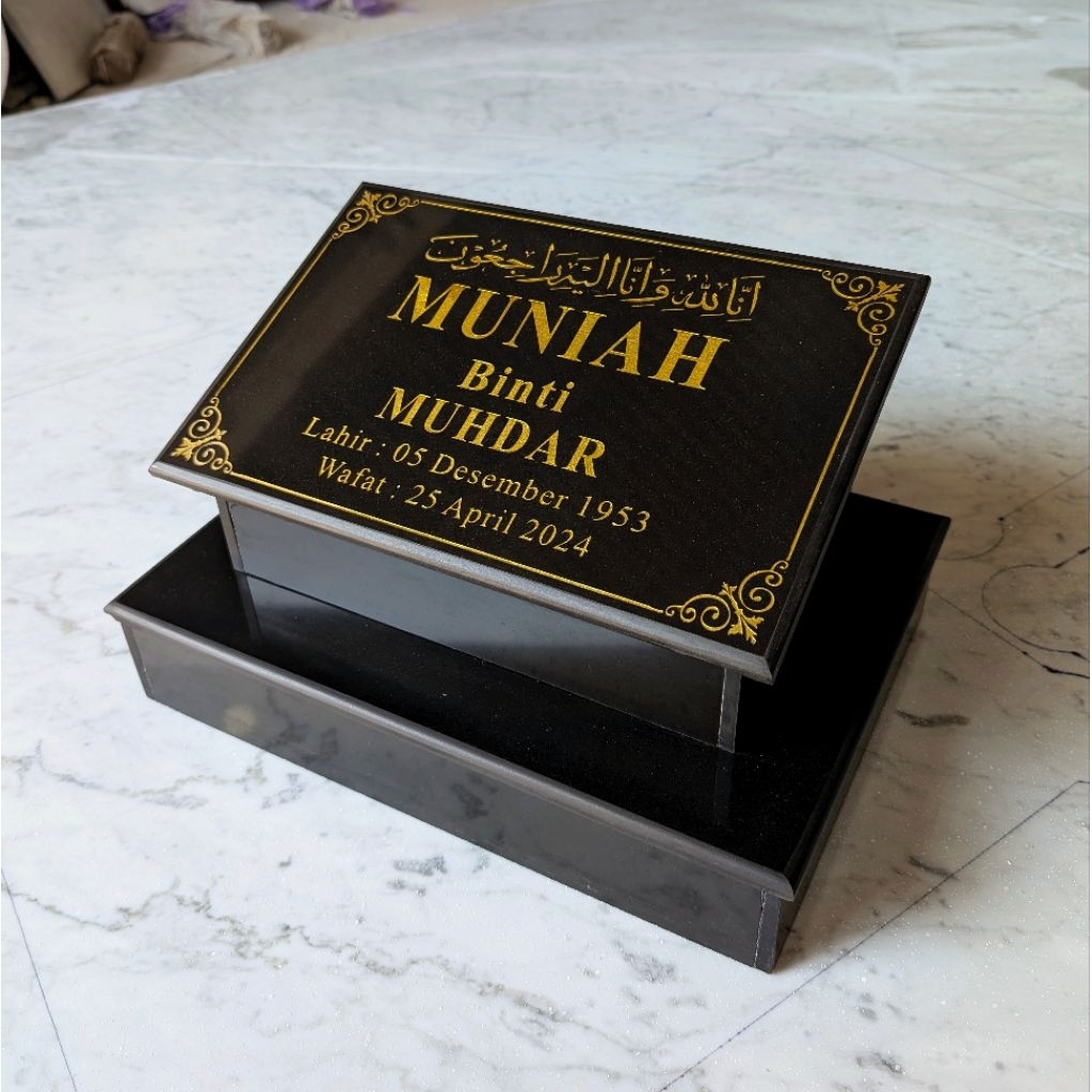 Seni Marmer - Batu Nisan Makam Dudukan Granit 35x25 Cm