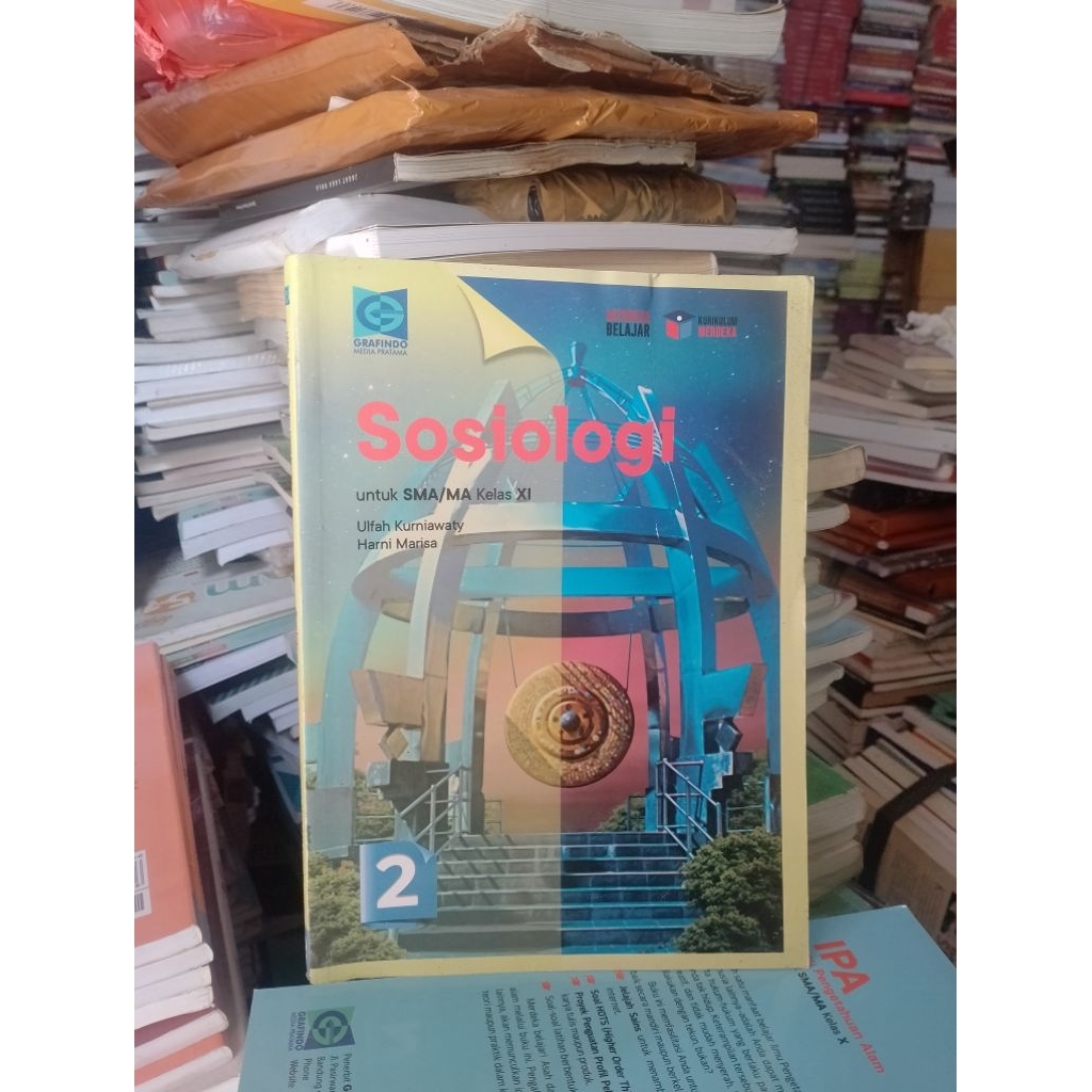 buku original - sosiologi untuk SMA kelas 11 K merdeka grafindo