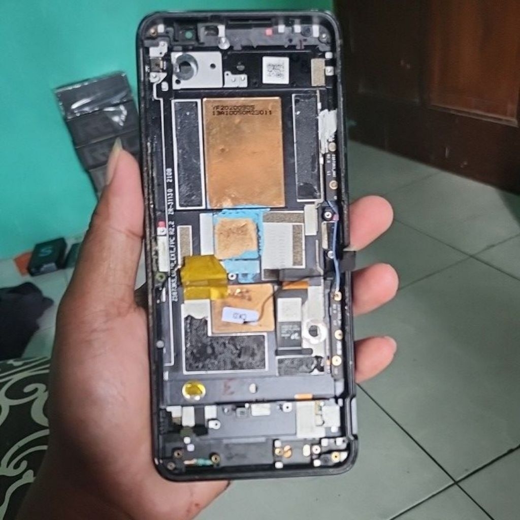 Frem tatakan lcd asus rog 5