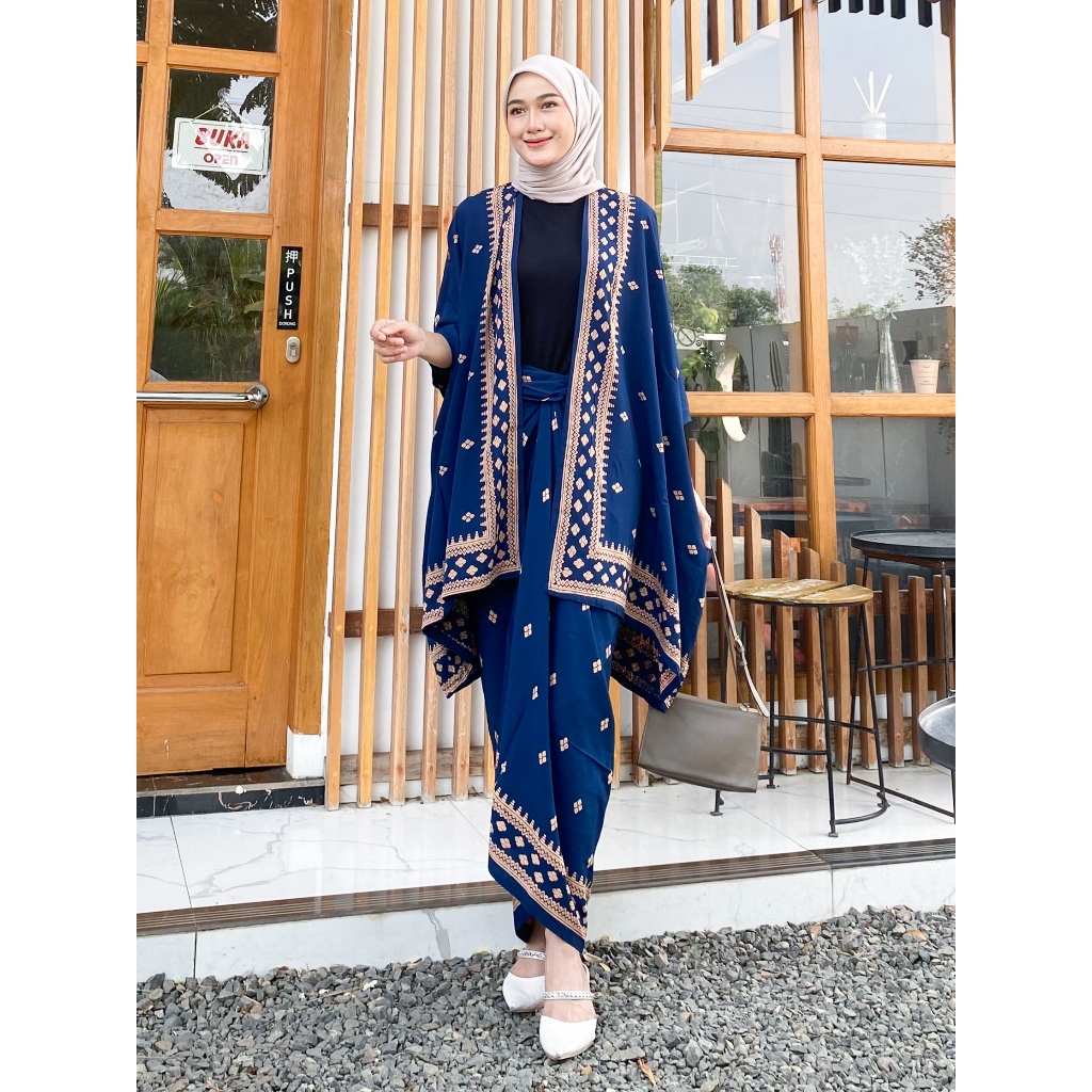 Set kebaya kondangan simpel cardigan batik rok lilit