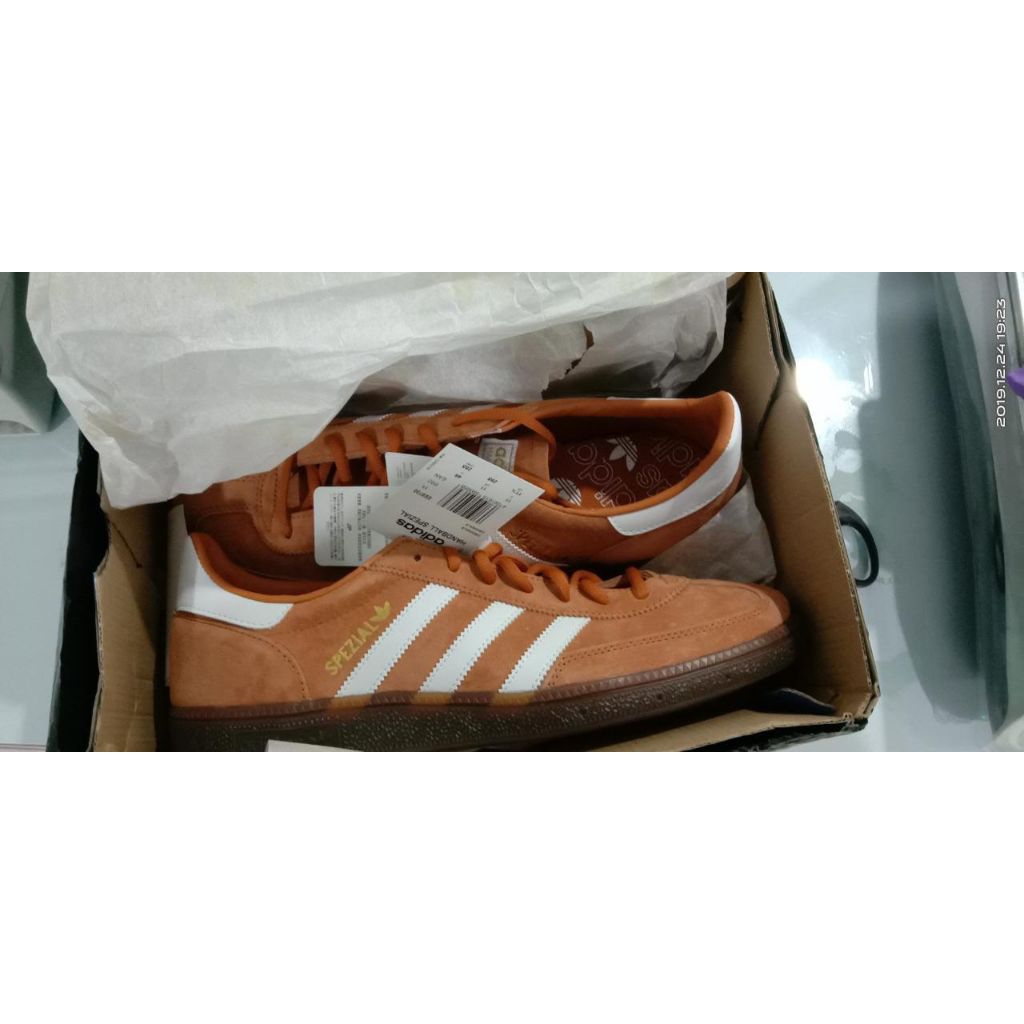 Adidas Spezial Orange