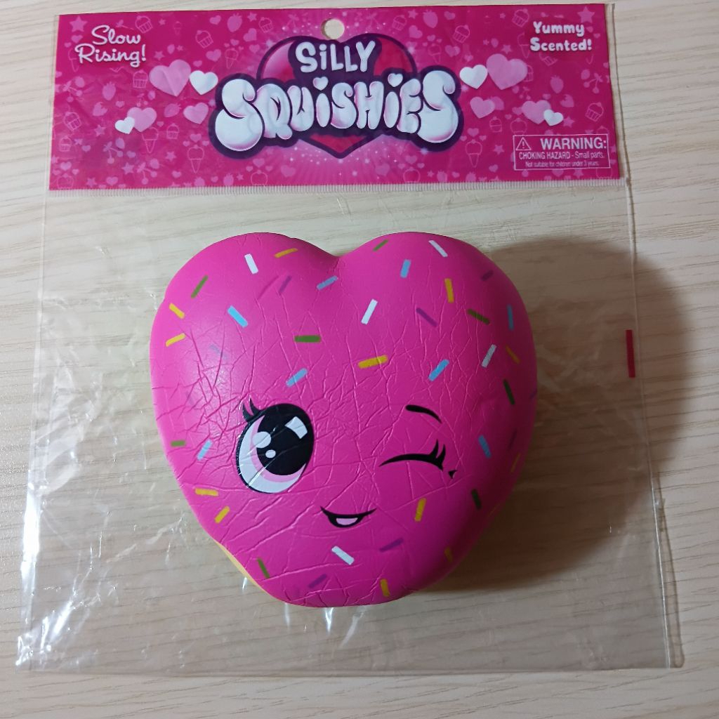 Preloved Squishy Silly Squishies Heart Licensed