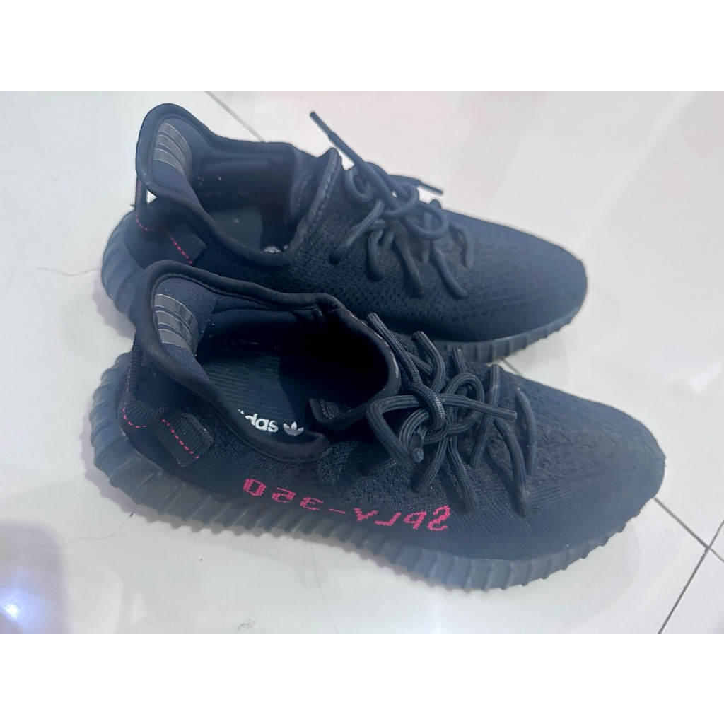 Adidas Yeezy Boost 350 V2 Black Red