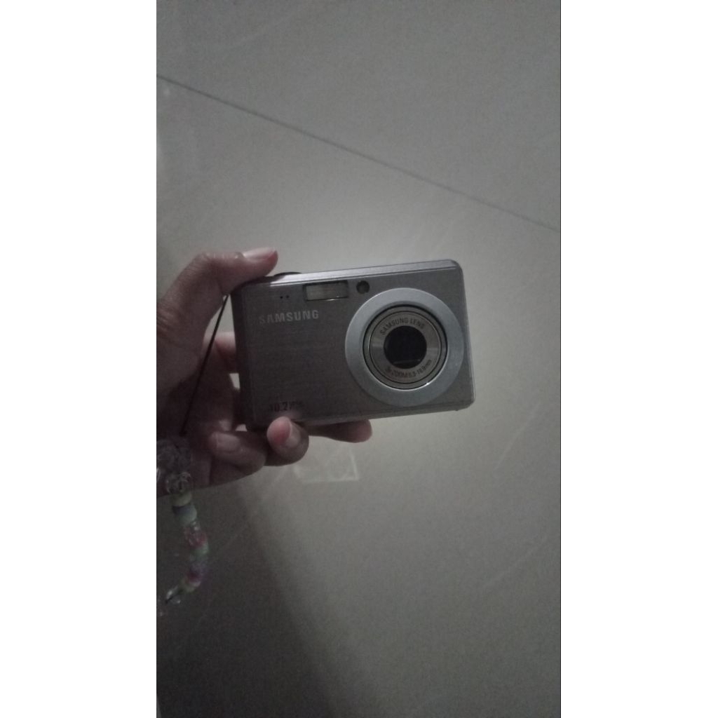 KAMERA DIGITAL SAMSUNG ES55
