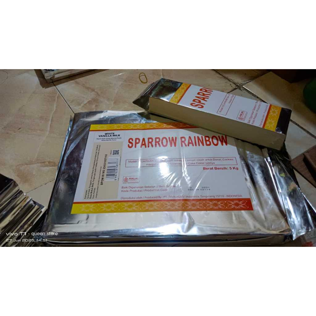 

Sparrow Coklat Putih Potongan