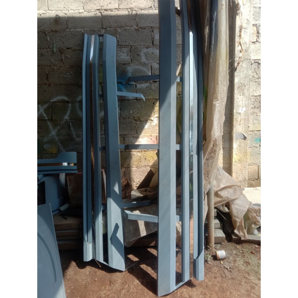 PENGAMAN SAMPING TRUK DOBEL  MODEL HEREX ELEGANT (KIRI KANAN)