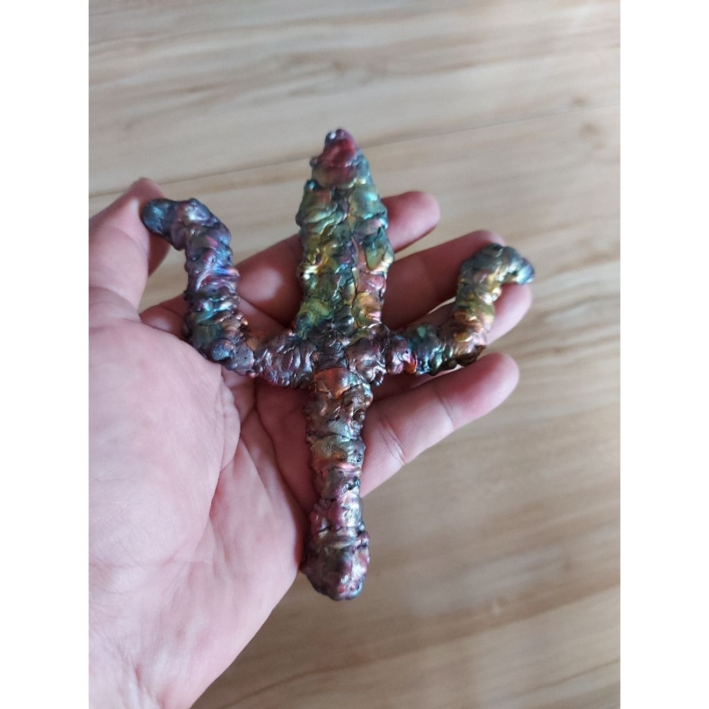 Leklai Suriyan Racha Rainbow Bentuk yang Unik Natural Lp Somporn Blessed