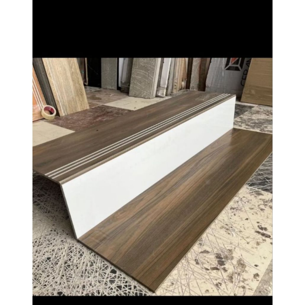 granit anak tangga motyf kayu step nosing ukuran custom brown