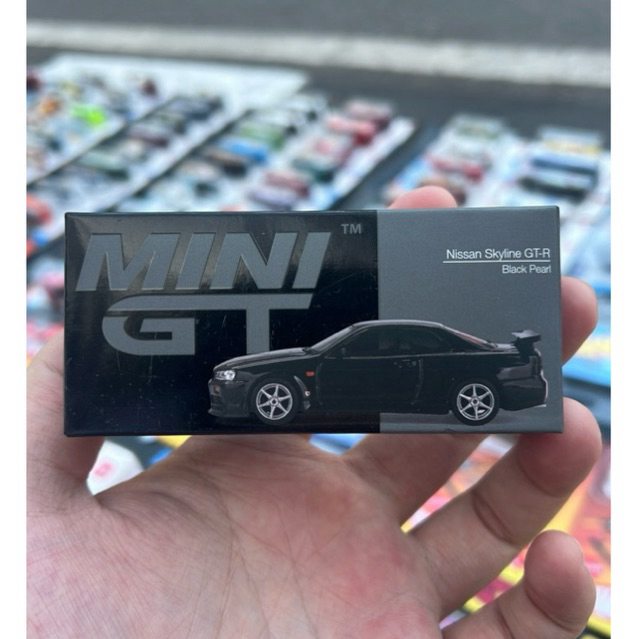 Mini GT Nissan Skyline GT-R R34 Black Pearl