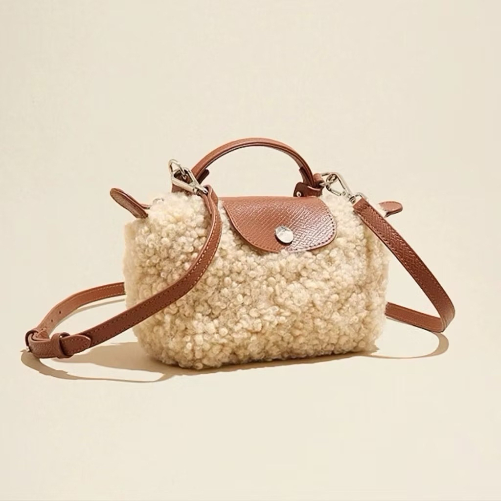 Tas Selempang Wanita Kecil Tas Tangan Cewek Dompet Hp Slingbag Bulu GD 8299