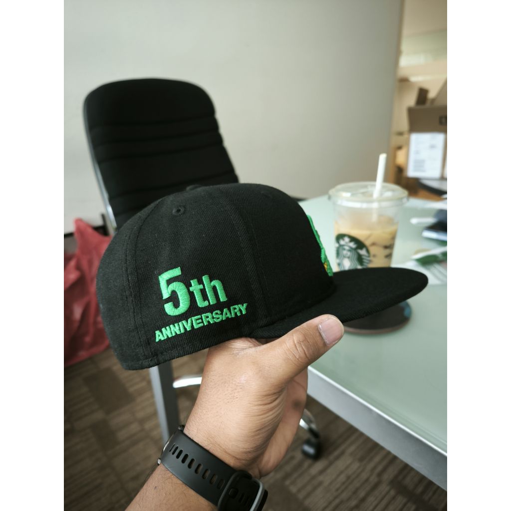 Topi Snapback Fitted New Era