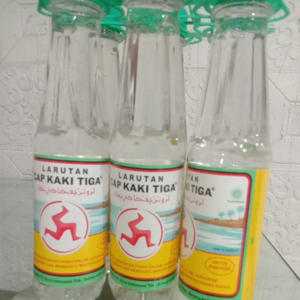 

larutan cap kaki tiga tawar