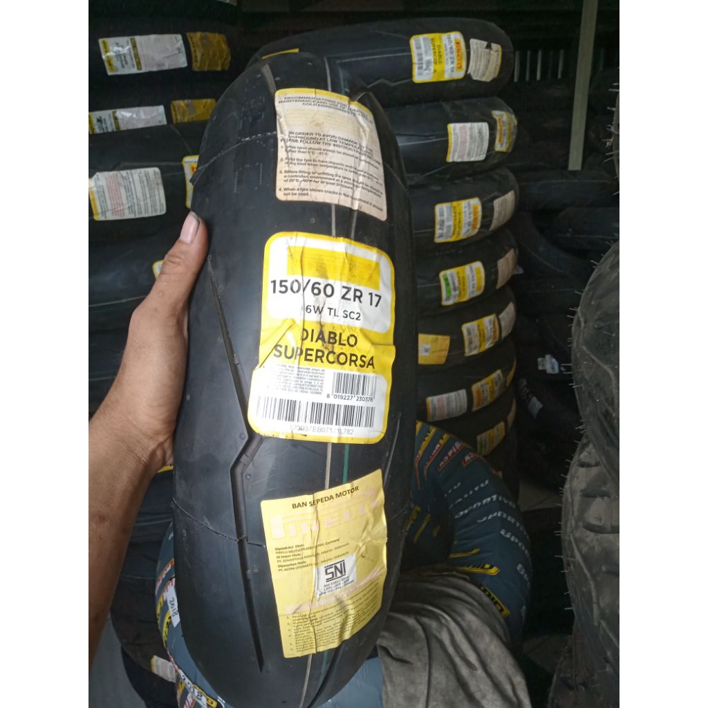 Pirelli Diablo supercorsa 150/60-17