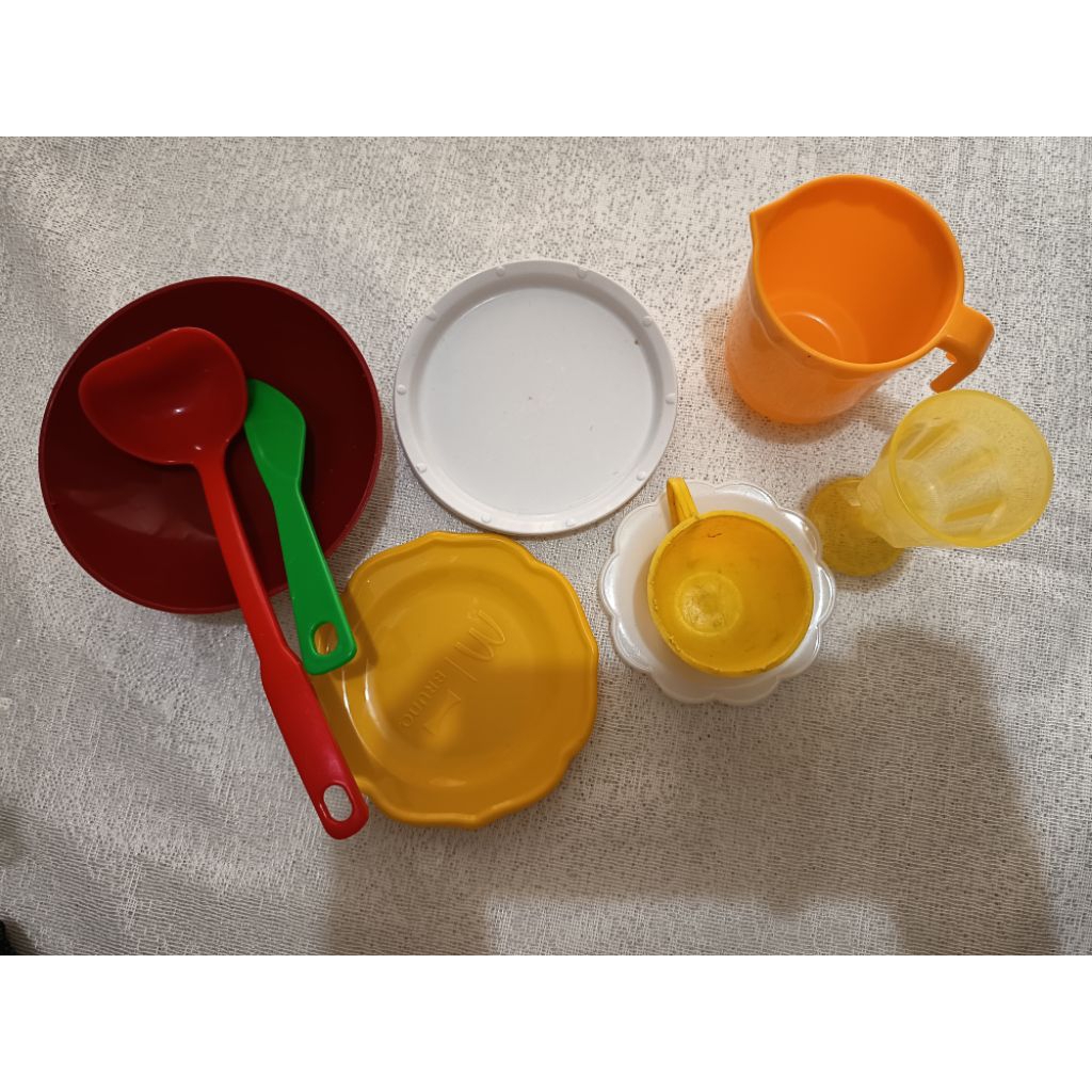 mainan anak peralatan makan benesse dan no brand preloved kode peralatan p