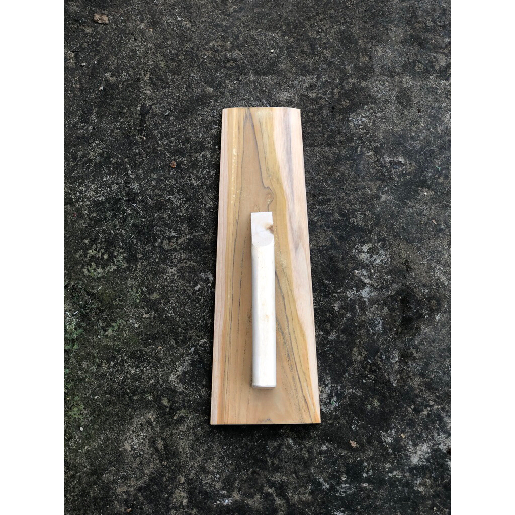 Raskam/Lepan atau Roskam Kayu Lepan Penghalus Kayu Jati Asli 45cm