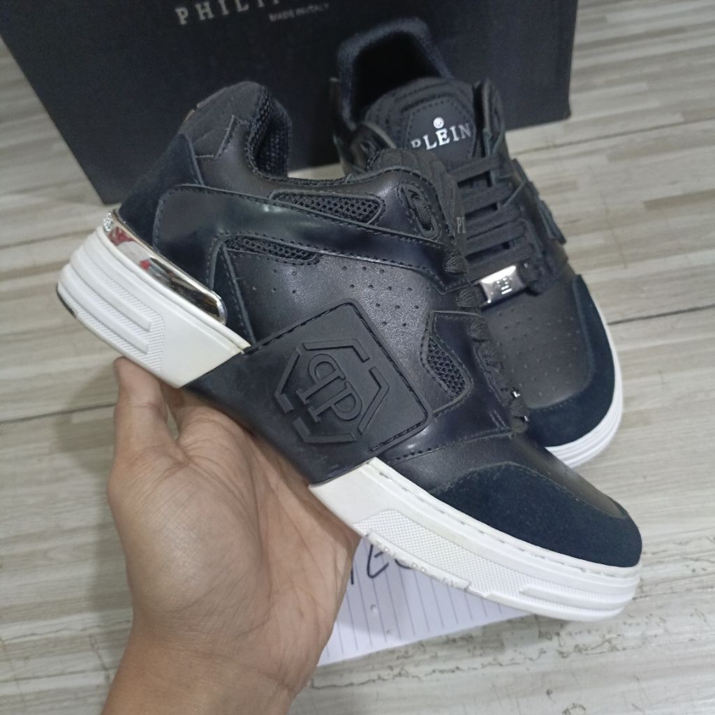 sepatu pria sneaker cowok philipp plein mewah