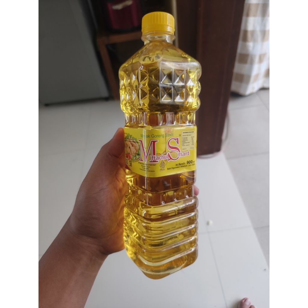 

Minyak Goreng MS 900ltr hampir 1ltr