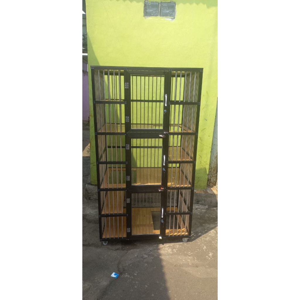 KANDANG KUCING 3 TINGKAT ALUMUNIUM