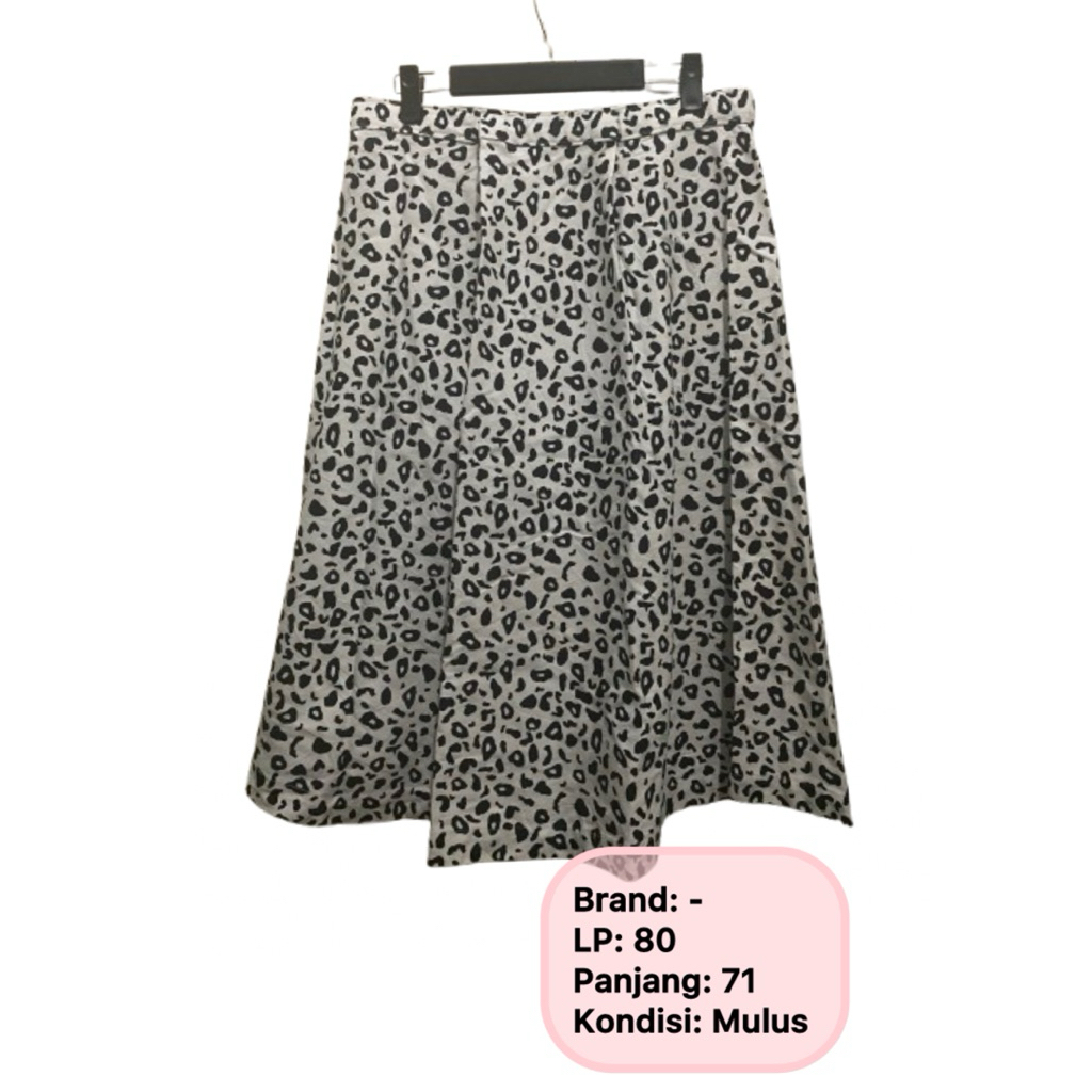 Preloved Rok Macan Leopard Putih Hitam Bahan Jeans Denim Korean Style