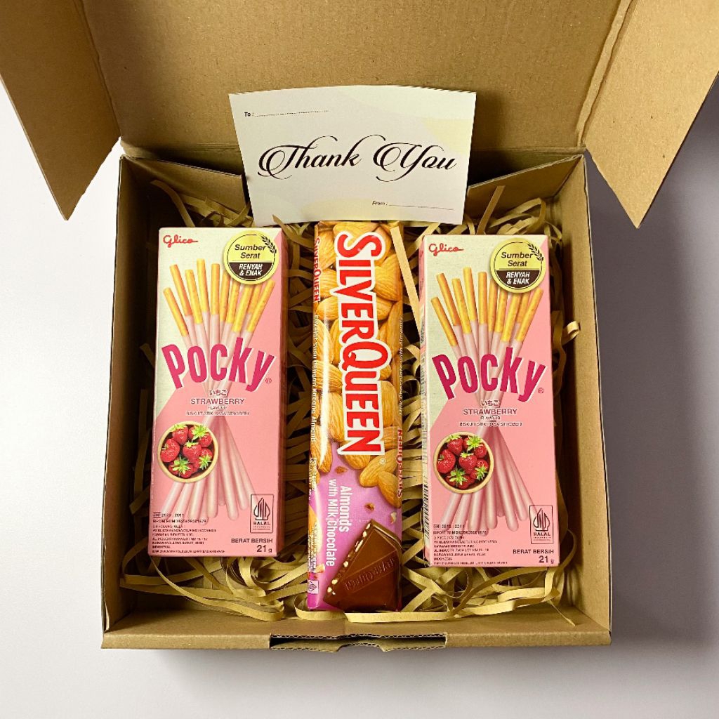 

By Oza - Hampers Snack Box Cokelat Silverqueen Kado Valentine Ulang Tahun Pacar Wisuda Sempro