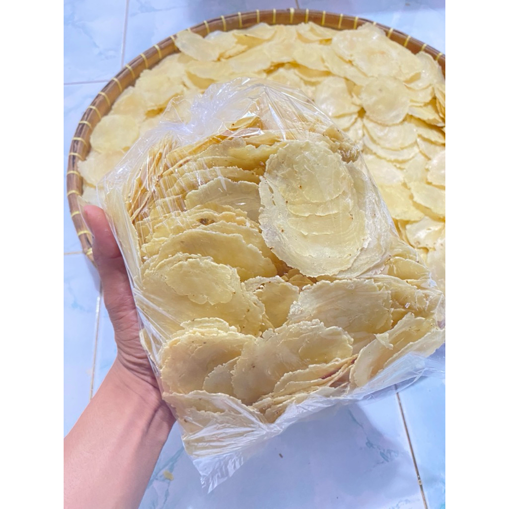 

1 KG EMPING MELINJO BESAR BIJI 4 KERING PASAR SNACK FOOD CAMILAN
