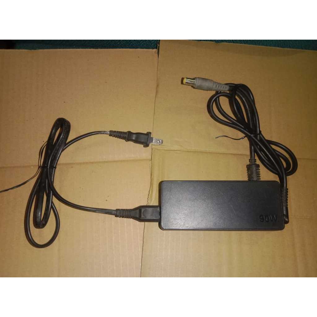 bekas normal ces laptop ADAPTOR CHARGER LENOVO 20V 4.5A Colokan 7.9MM-5.5MM 90W JARUM BESAR B490 T60