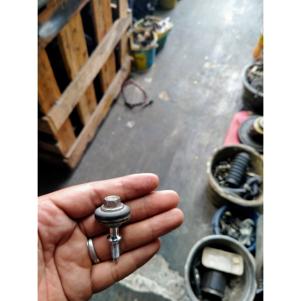 baut baud tutup silinder head cover silinder cyilinder head Honda jazz IDSI copotan original