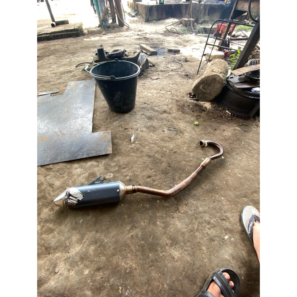 [SECOND] KNALPOT GP7 GREENTECH EDITION. TYPE STANDAR