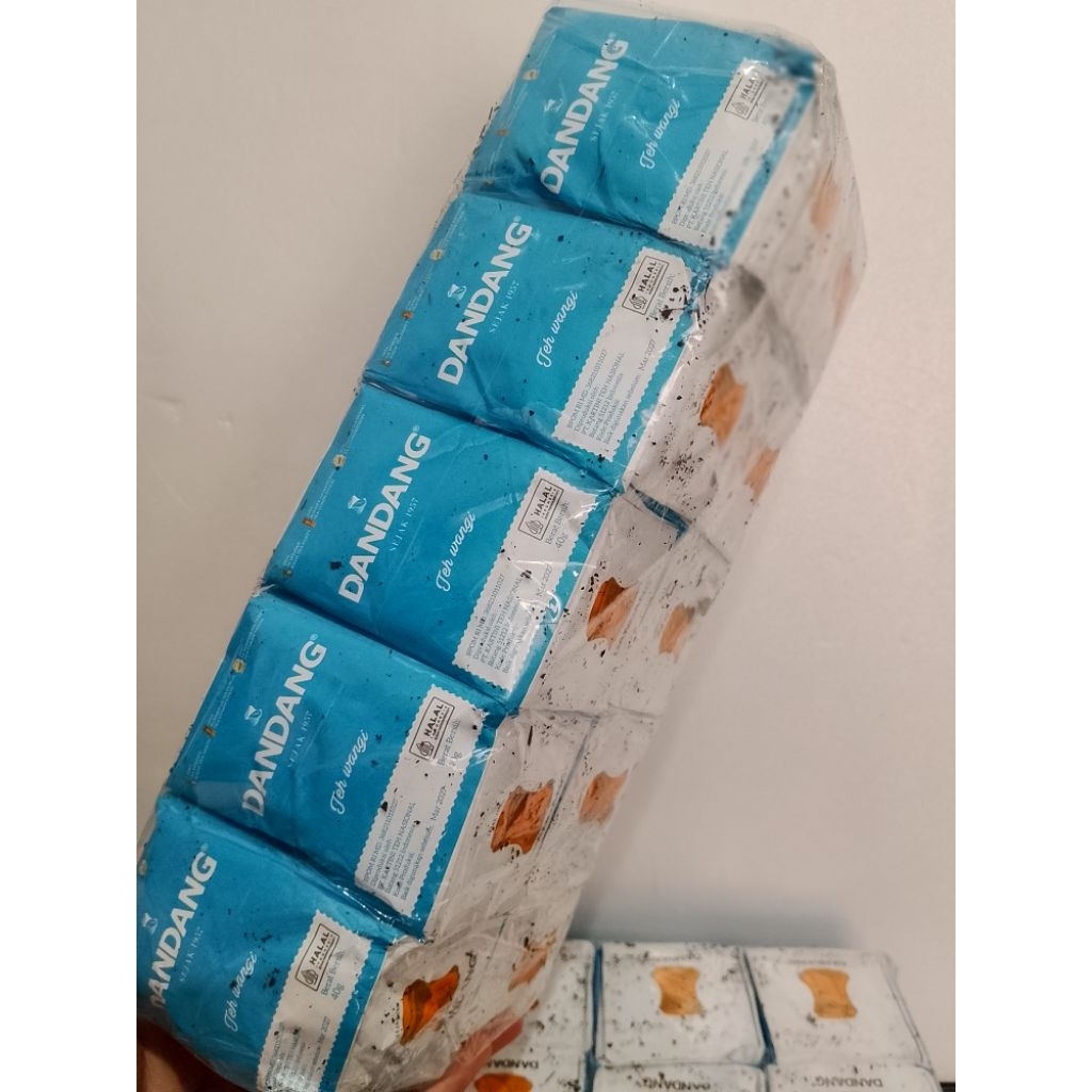 

TEH DANDANG BIRU 1 SLOP 400GR ( 40gr x 10pcs ) exp 2027