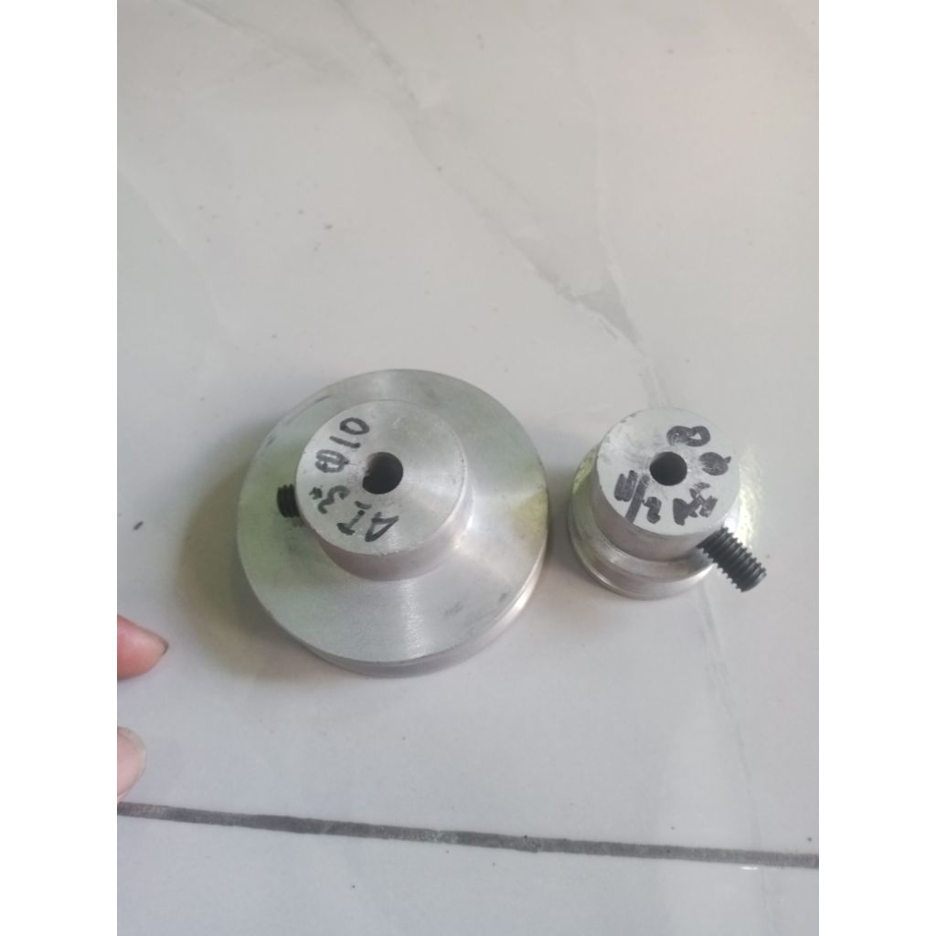Pully 1set untuk generator listrik dc