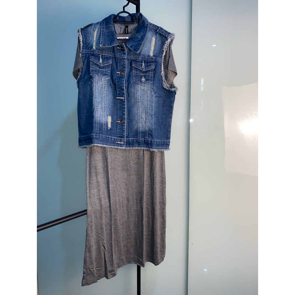 Set Dress Kaos Abu + Rompi Jeans Wanita – Outfit Casual Korea Style Lengan Pendek  Dress inner bahan