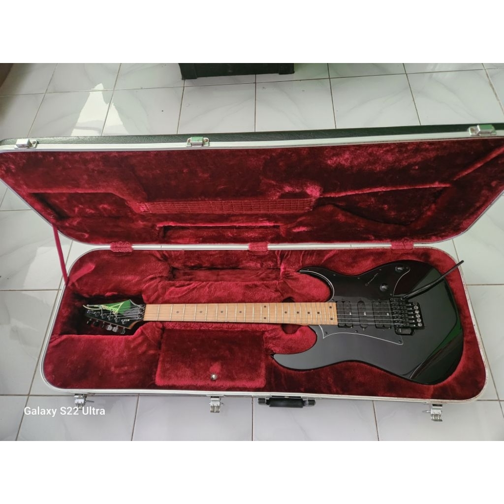 ibanez RG350MZ like new & rare item