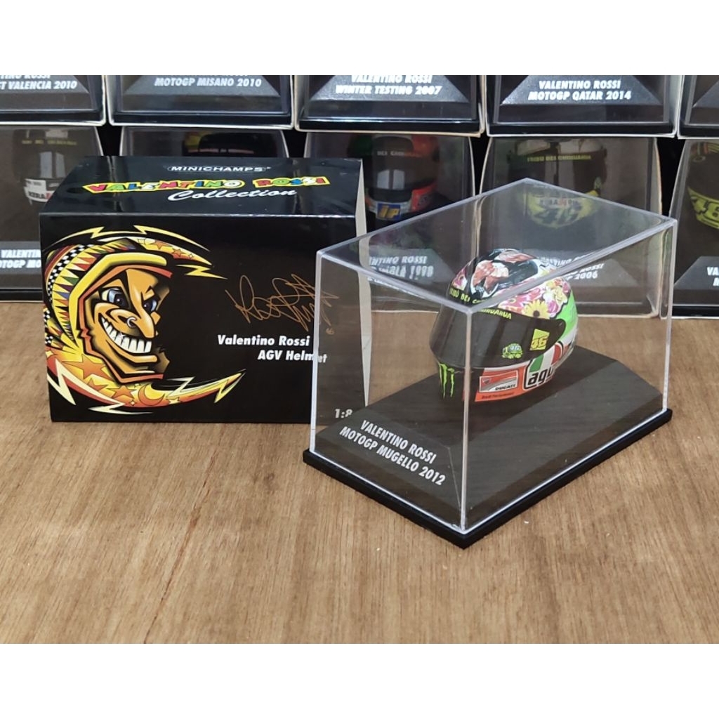 Minichamps Valentino Rossi 1/8 helmet MotoGP Mugello 2012.