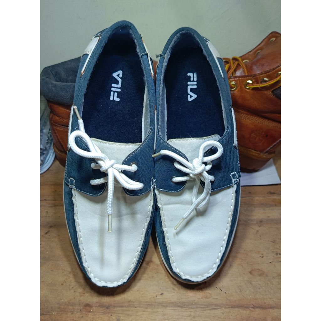 Sepatu FILA BOAT SHOES / LACE UP LOAFER Fabric 42 - 26,5cm (Secondhand)