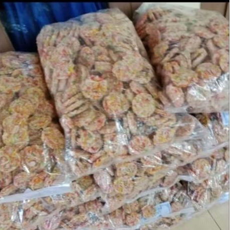 

Kerupuk gerondong(mentah)