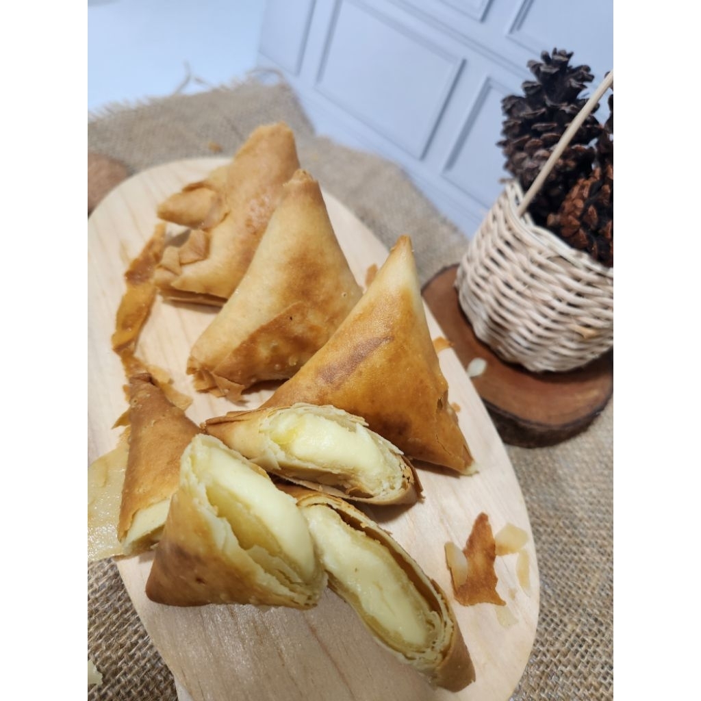 

SAMBOSA KEJU MELT ISI 10