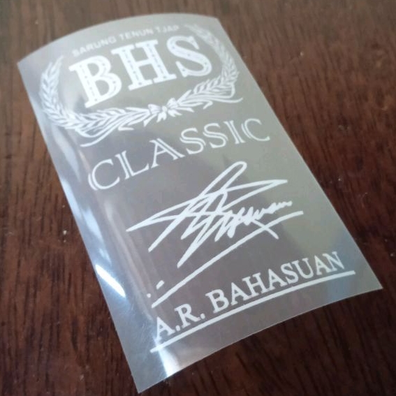 

Sablon Setrika + Label Custom Duplikat BEHAES Tanpa Tumpal