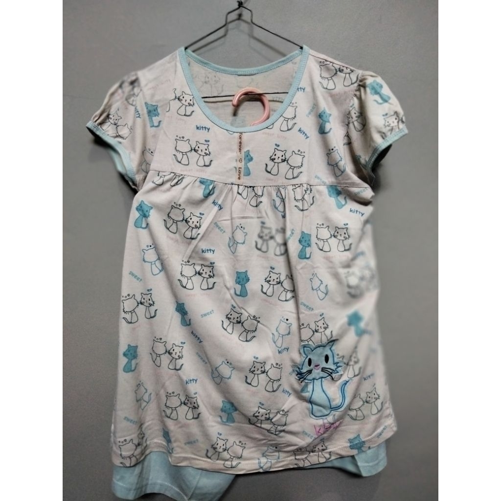 PRELOVED ONE SET BAJU TIDUR