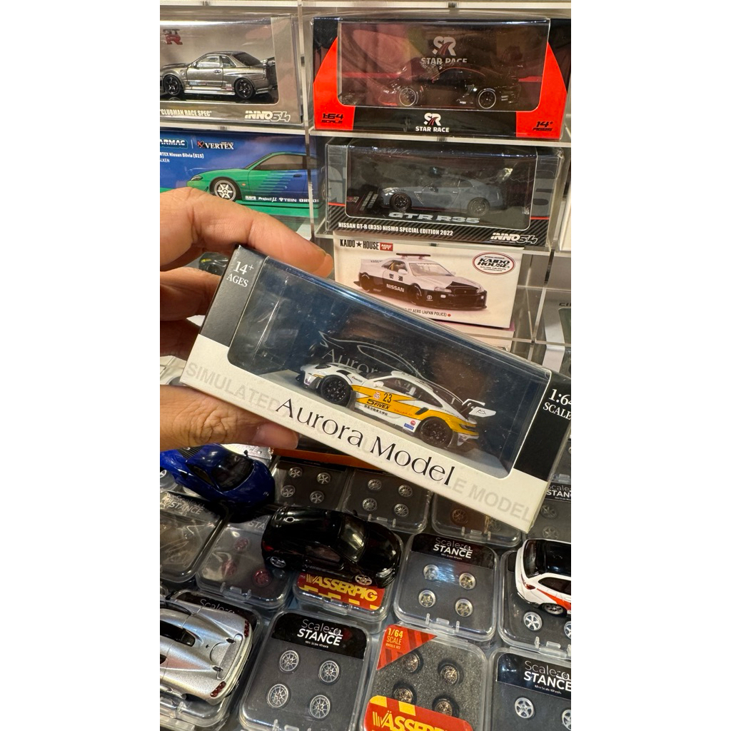 aurora model porsche lbwk with figure