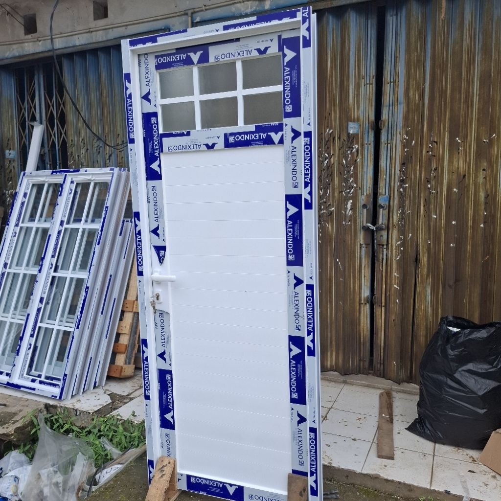 Pintu sapnrel Aluminium +kusen 3inch Alexindo  kaca L90 x T200