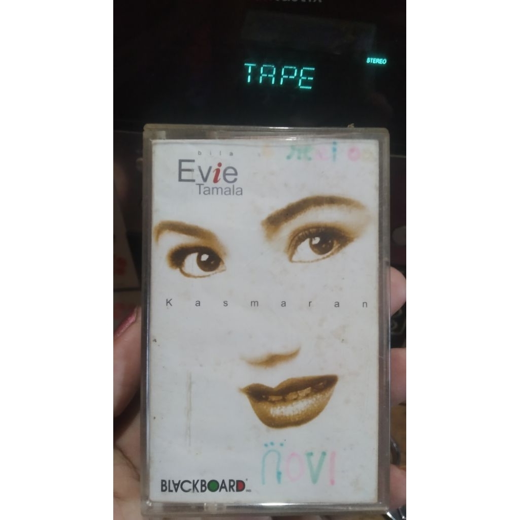 kaset pita evie tamala-kasmaran