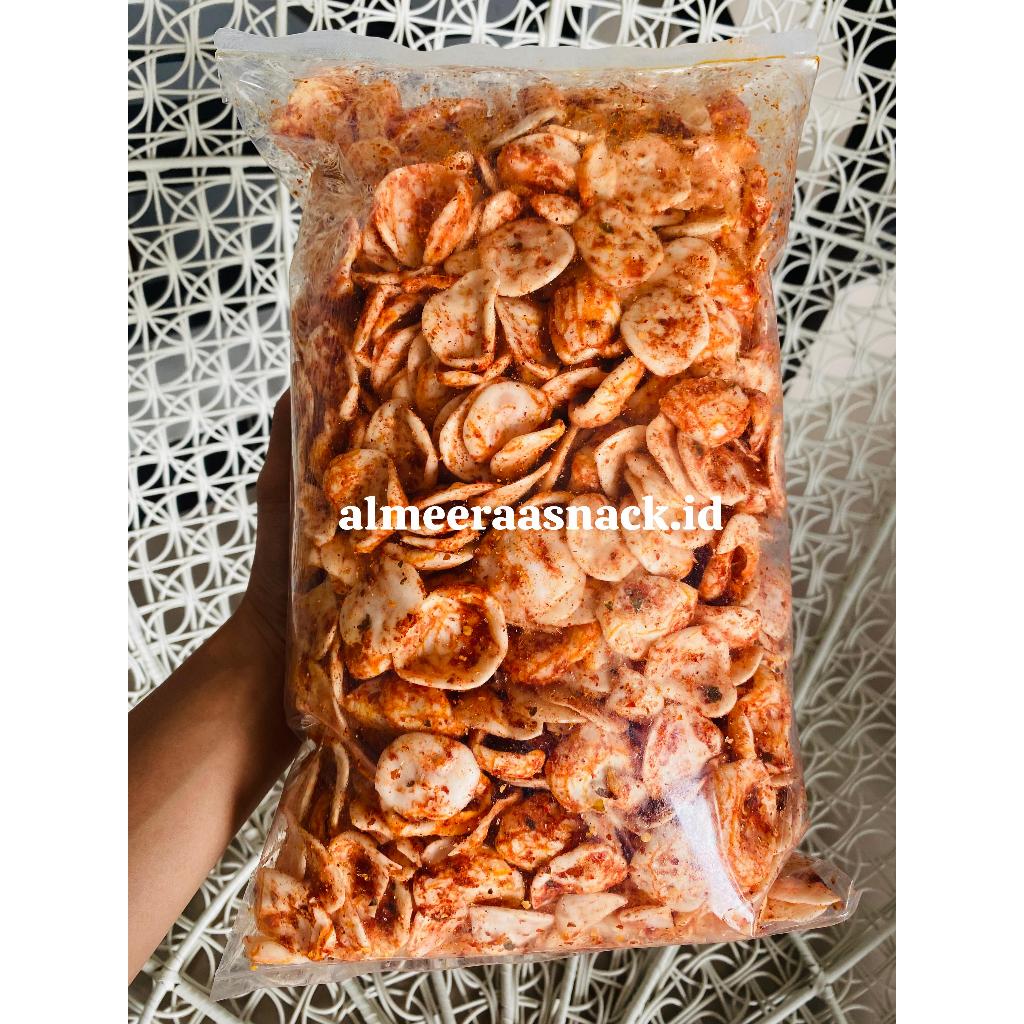 

seblak kerupuk putih/sebring 1kg pedas daun jeruk bumbu melimpah