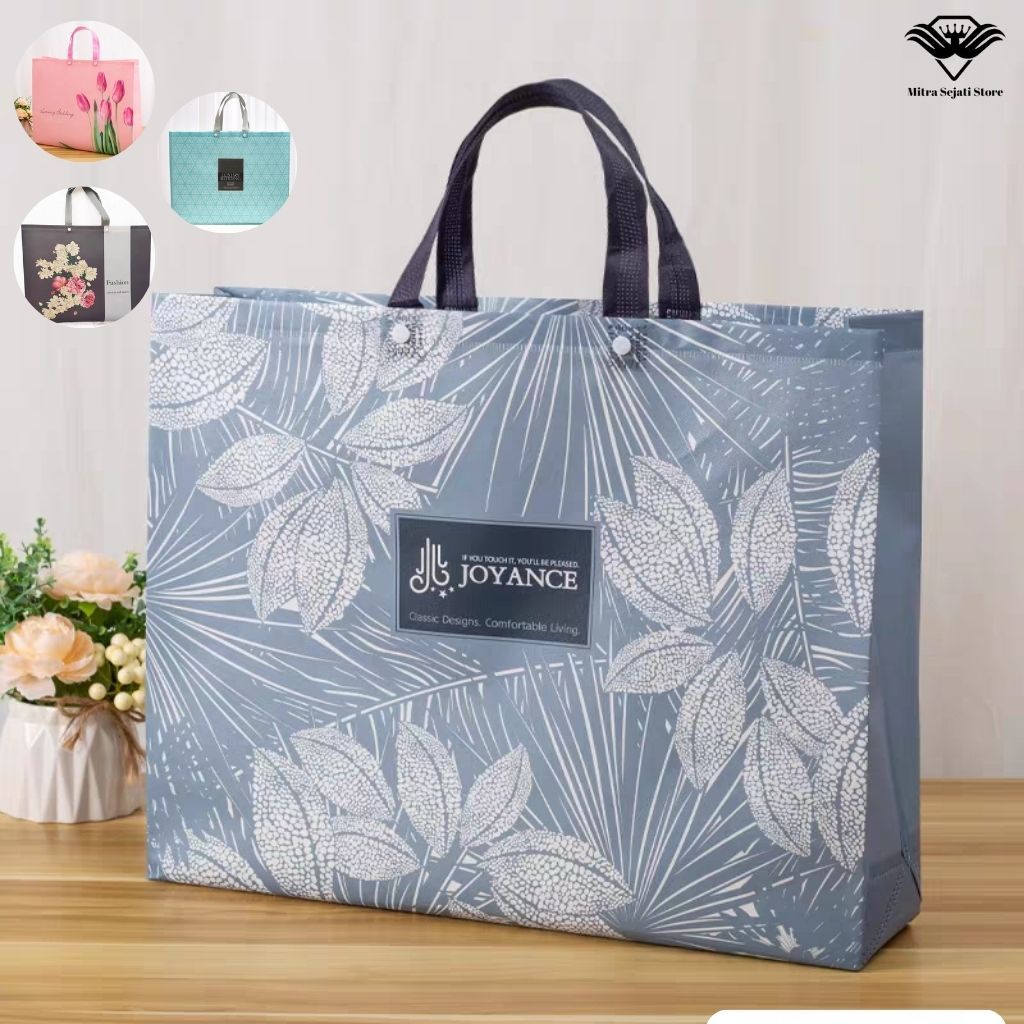 

Tas Belanja / Tote Bag Spunbond Motif Premium Kantong Jumbo Tas Kado Gift 49*40*12cm - CDWFB