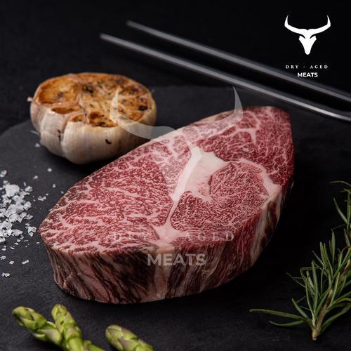 

Dry Aged Meats - Australian Wagyu Ribeye Mb 9 Dry Aged 30 Days