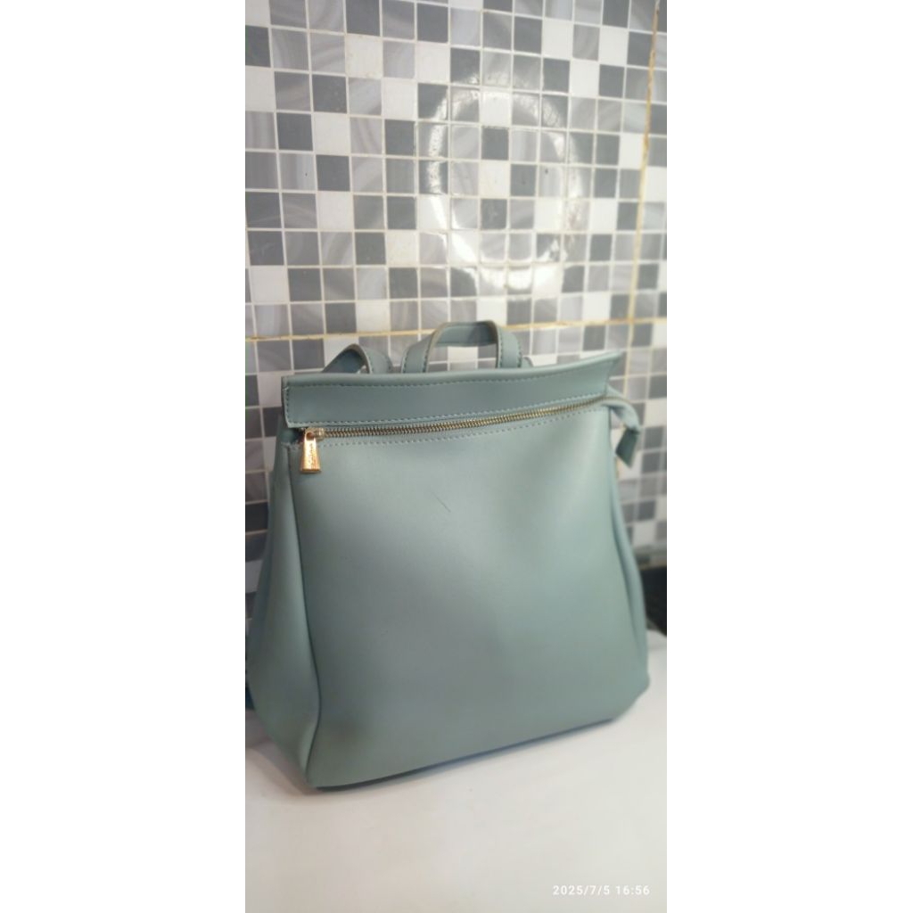 tas ransel wanita Miniso bekas second terbaik