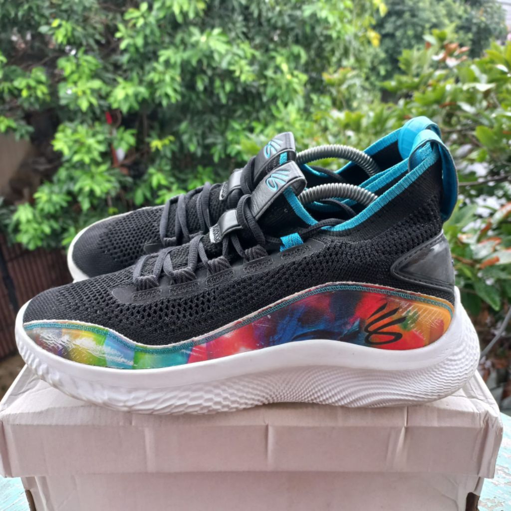 Sepatu olahraga basket curry 42.5