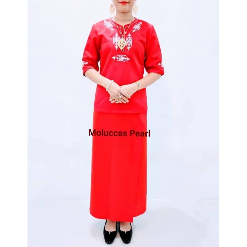 Set Baju Cele Bordir Maluku.