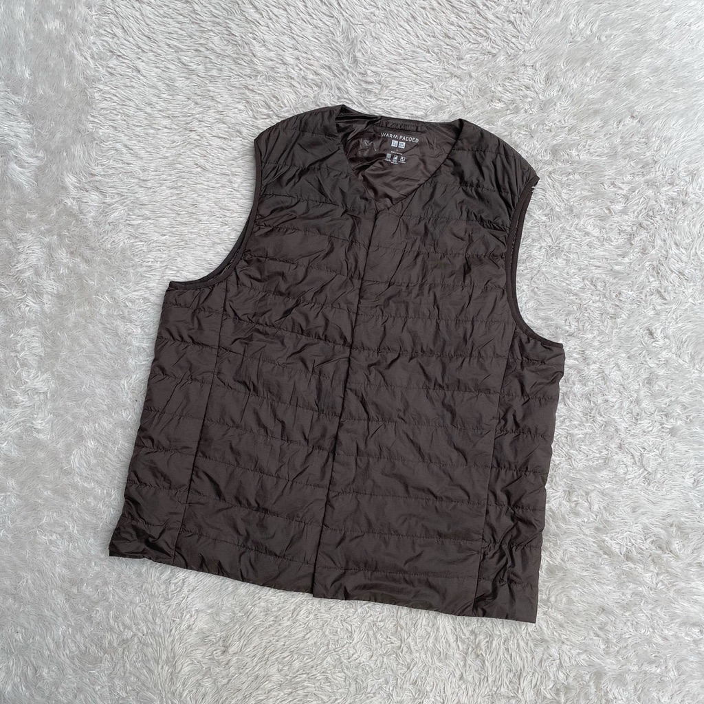 Uniqlo MEN Light Weight Puffer Vest V Neck Jacket