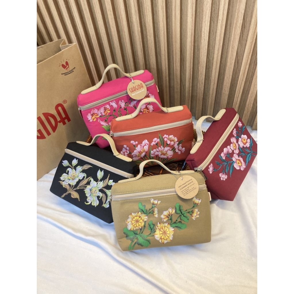 Pouch Makeup / Dompet Kosmetik Lukis Cinta SHAGIDA • Souvenir & Oleh - oleh Khas Bali