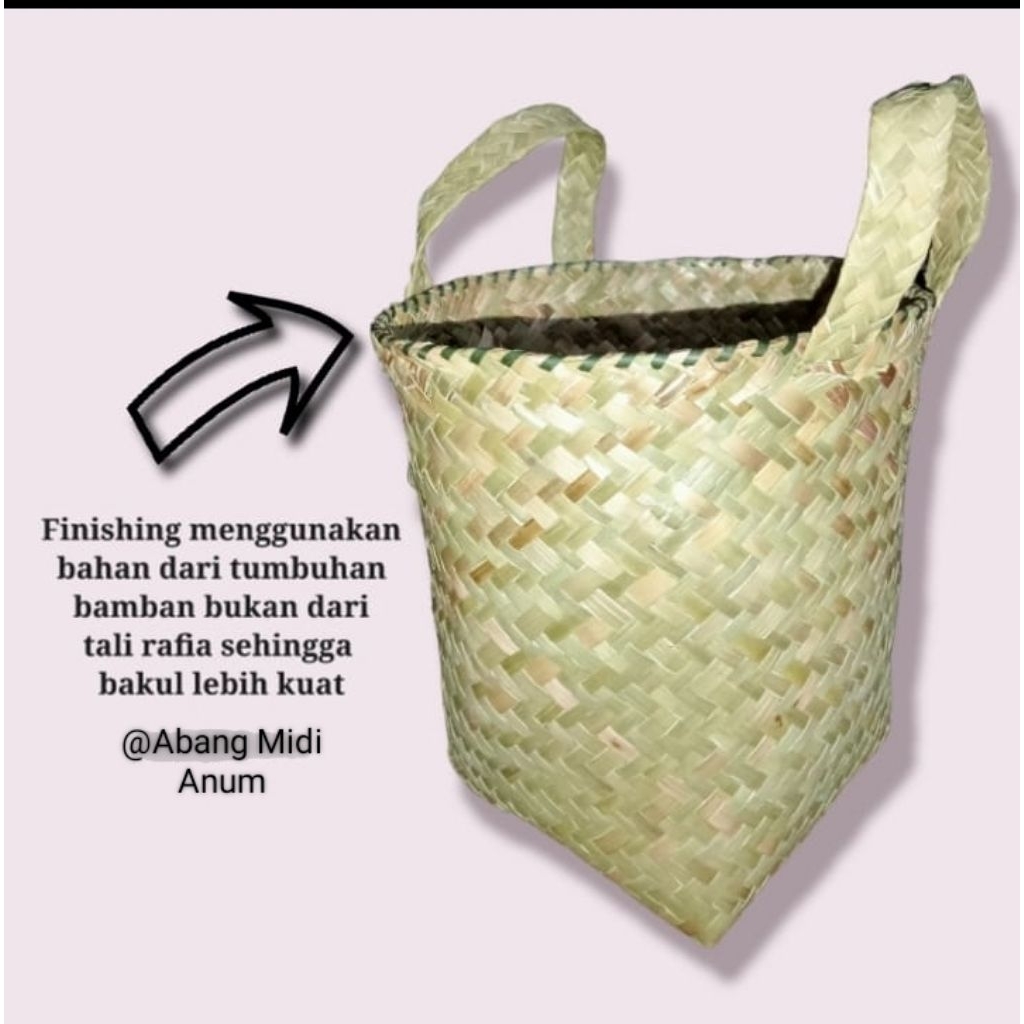 Bakul purun khas Kalimantan